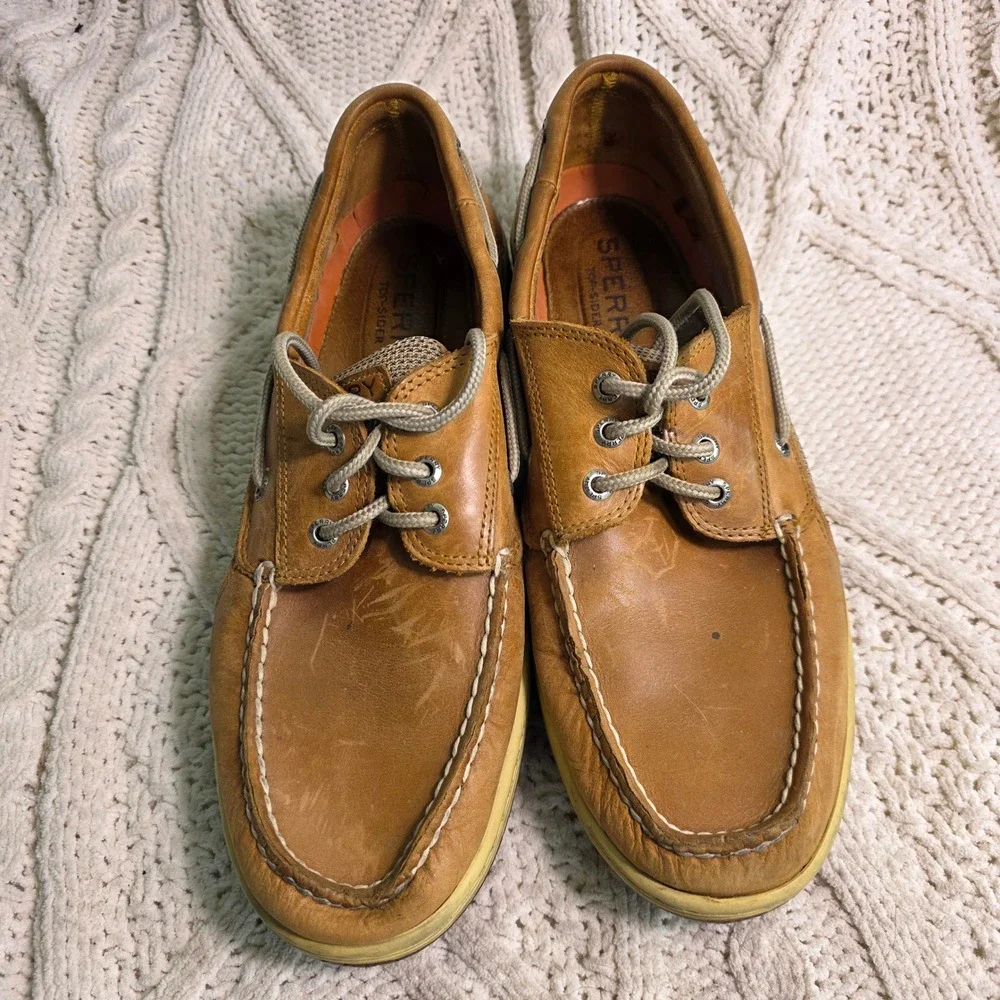 Sperry boat shoes